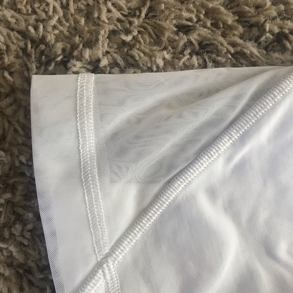Lululemon Cropped White Leggings size 4 - Picture 2 of 6